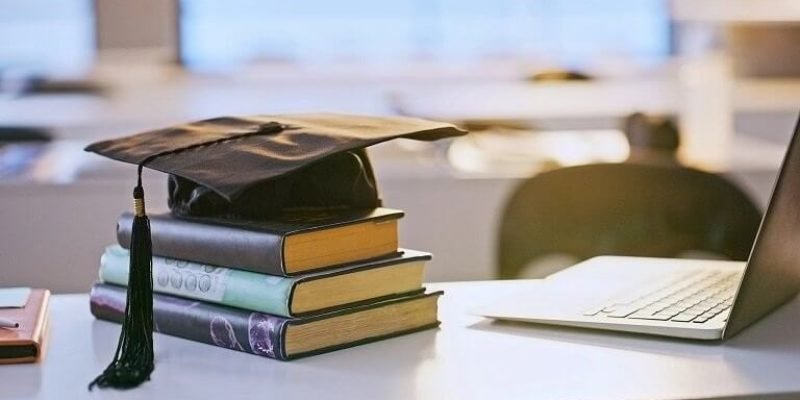 Seguro Educativo Segubeca de Seguros Monterrey para el ahorro universitario de los hijos